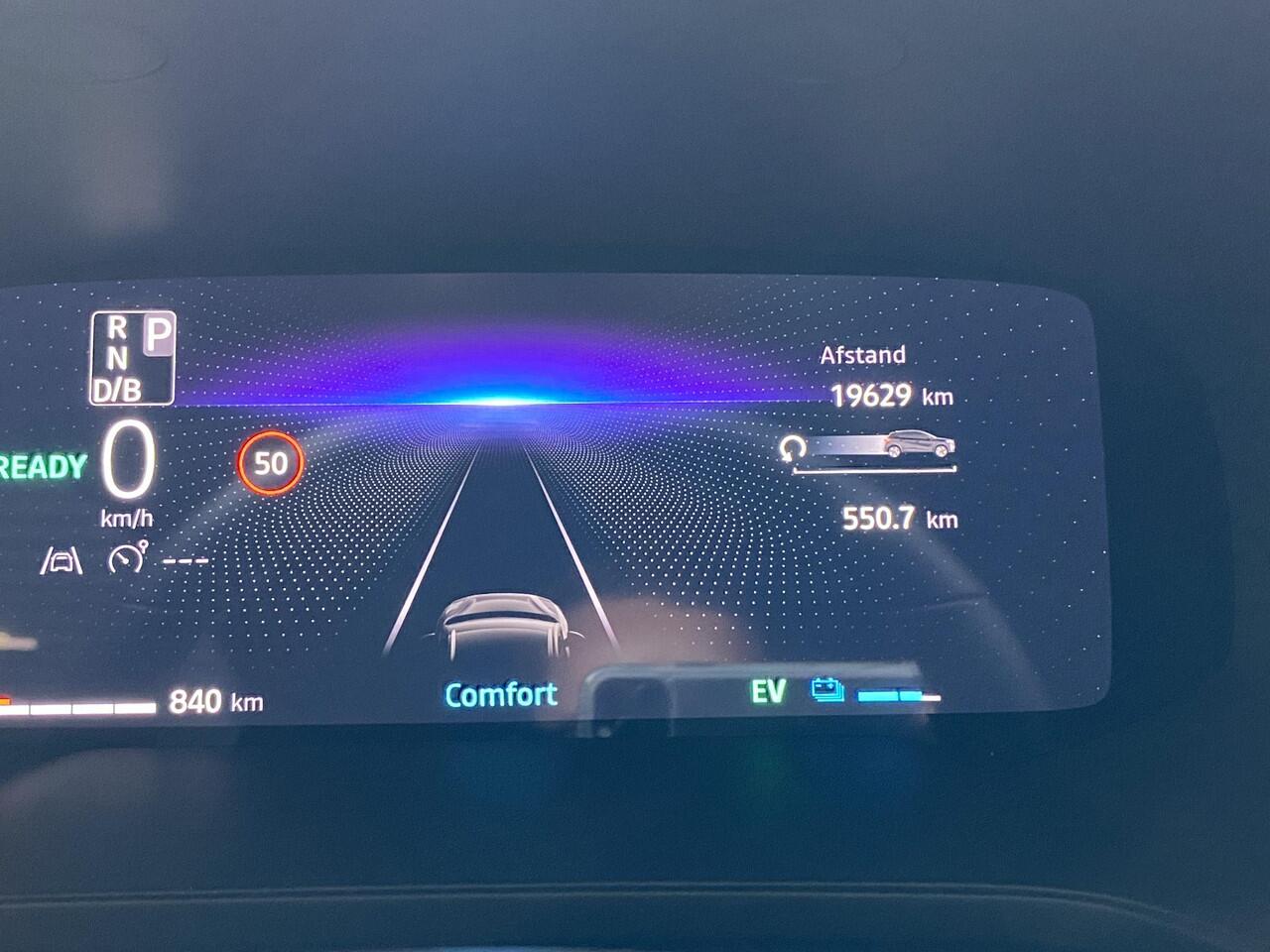 Renault CAPTUR Esprit Alpine E-Tech Full Hybrid 145 | Navigatie | Apple & Android Carplay | Parkeersensoren Voor & Achter | Achteruitrijcamera | Adaptieve Cruise Control | Climate Control | Keyless Entry | Privacy Glass |