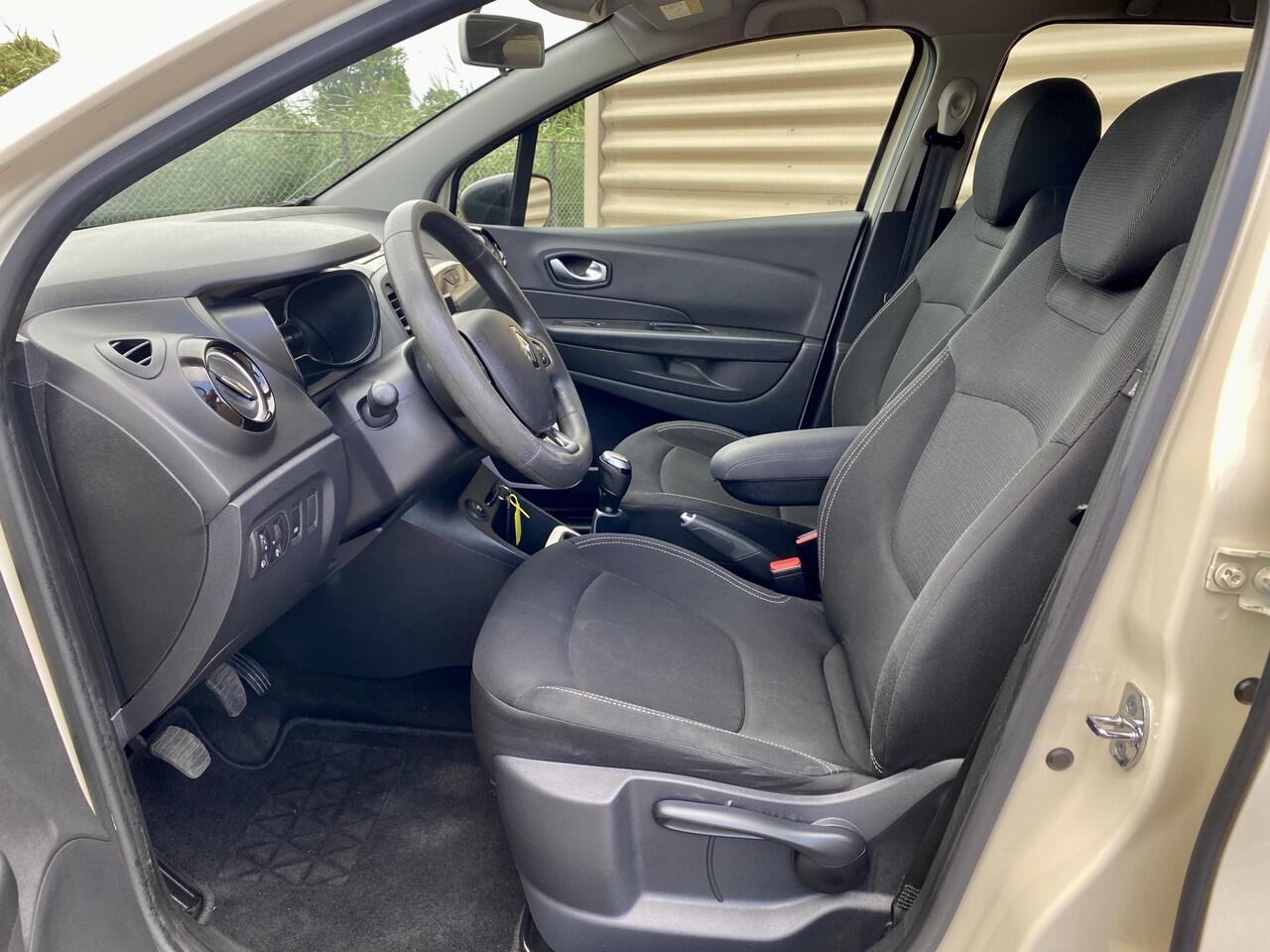 Renault CAPTUR 0.9 TCe Life [ fm navi,Apple carplay,camera,lmv ]