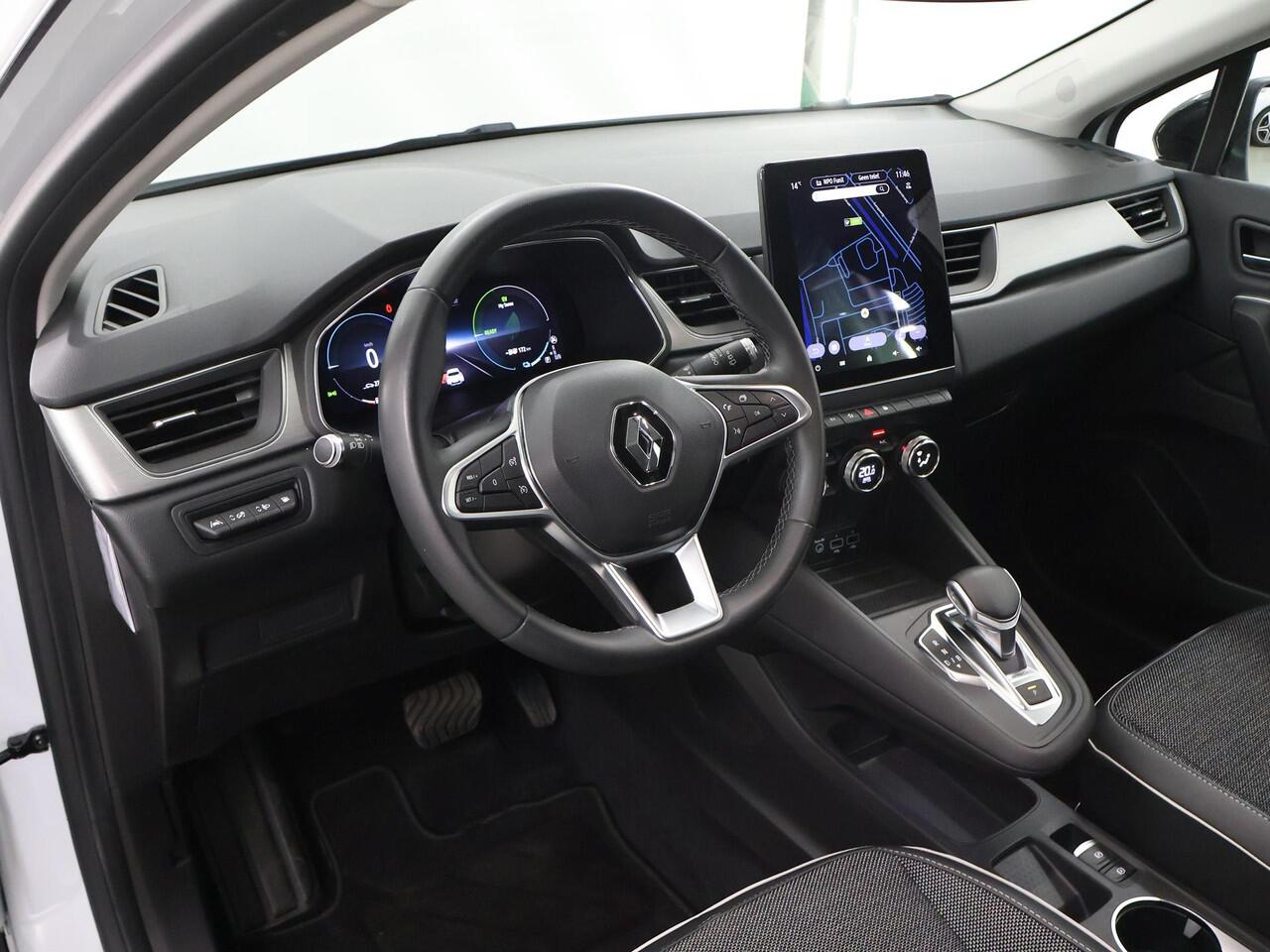 Renault CAPTUR 1.6 E-Tech Plug-in Hybrid 160 Intens | Trekhaak | Navigatie | Parkeercamera | Climate Control | Keyless Entry/Go | Apple Carplay/Android Auto |