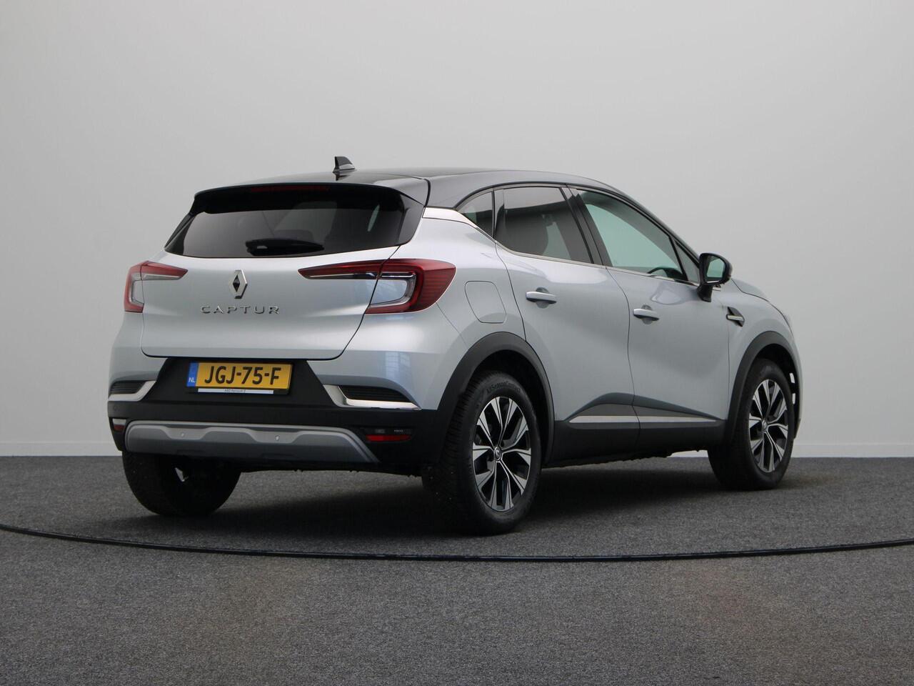 Renault CAPTUR TCe 90pk Techno | Navigatie | Achteruitrijcamera | 17" Lichtmetaal |