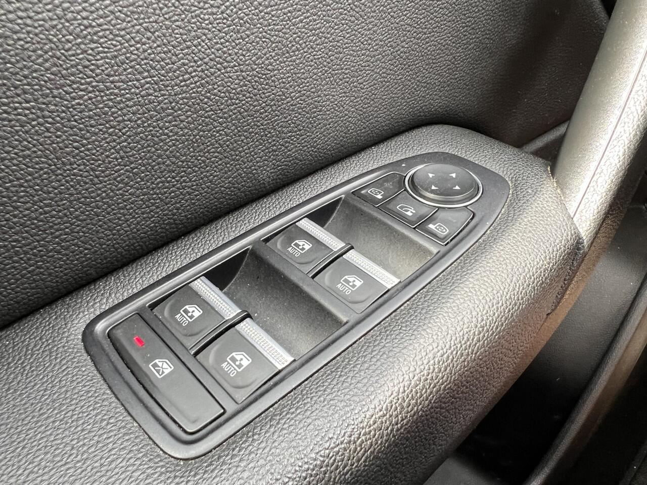 Renault CAPTUR 1.3 TCe 140 Intens HPS-69-R