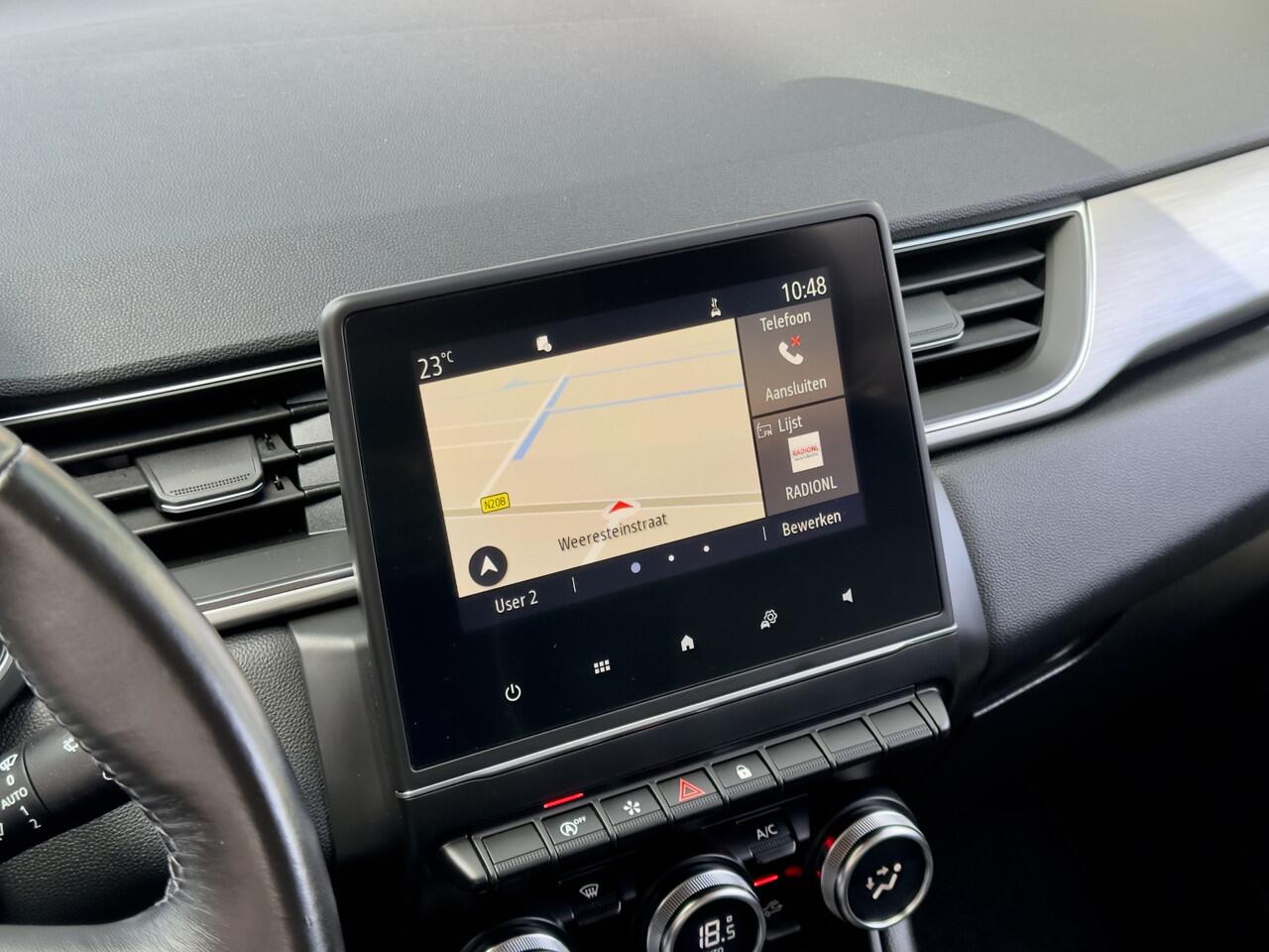 Renault CAPTUR 1.3 TCe 131PK INTENS. LEDER NAVI AIRCO LED LMV PDC