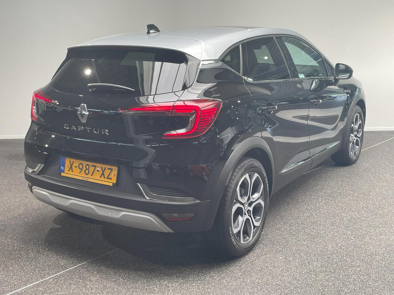 Renault CAPTUR 1.0 TCe 90 techno | Panoramadak | Bose | Winter Pack | 18 Inch |