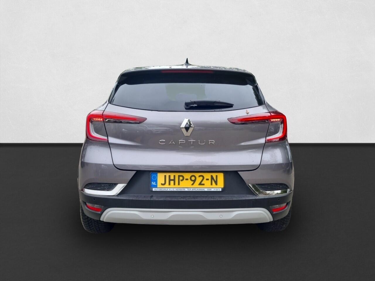 Renault CAPTUR 1.3 TCe 140 techno EDC AUTOMAAT / NAVI / CAMERA