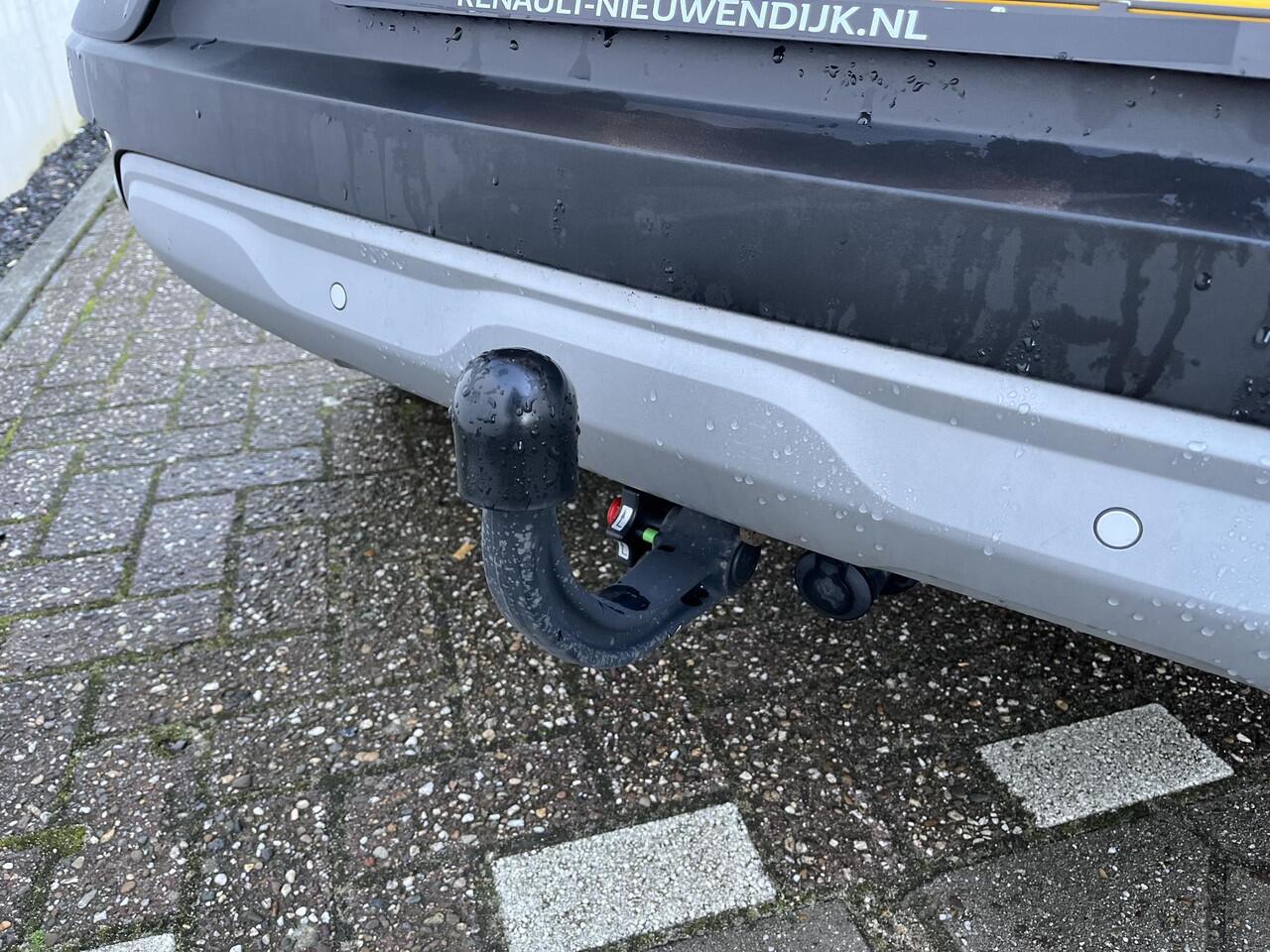 Renault CAPTUR 1.6 E-Tech Plug-in Hybrid 160 Intens / AUTOMAAT / TREKHAAK AFNEEMBAAR / PARKEERSENSOREN / STEOELVERWARMING