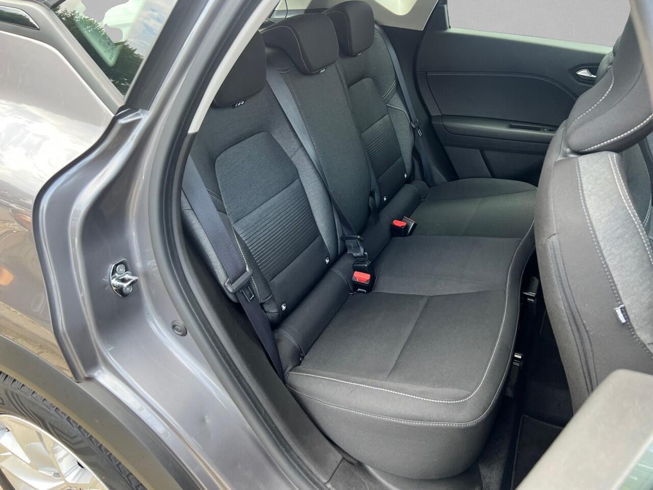 Renault CAPTUR 1.0 TCe 100 Zen CRUISE / KEYLESS / APPLE CARPLAY/ANDROID AUTO