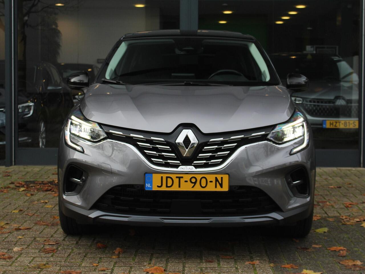 Renault CAPTUR 1.3 TCe 140 Initiale Paris AUTOMAAT / PANO / BOSE / LEDER / 10,25'' DASH / 9,3'' NAVI / ADAPT. CRUISE / CAMERA / CLIMATE / STOELV. / STUURV. / VOORRUITV. / KEYLESS / 18'' LMV