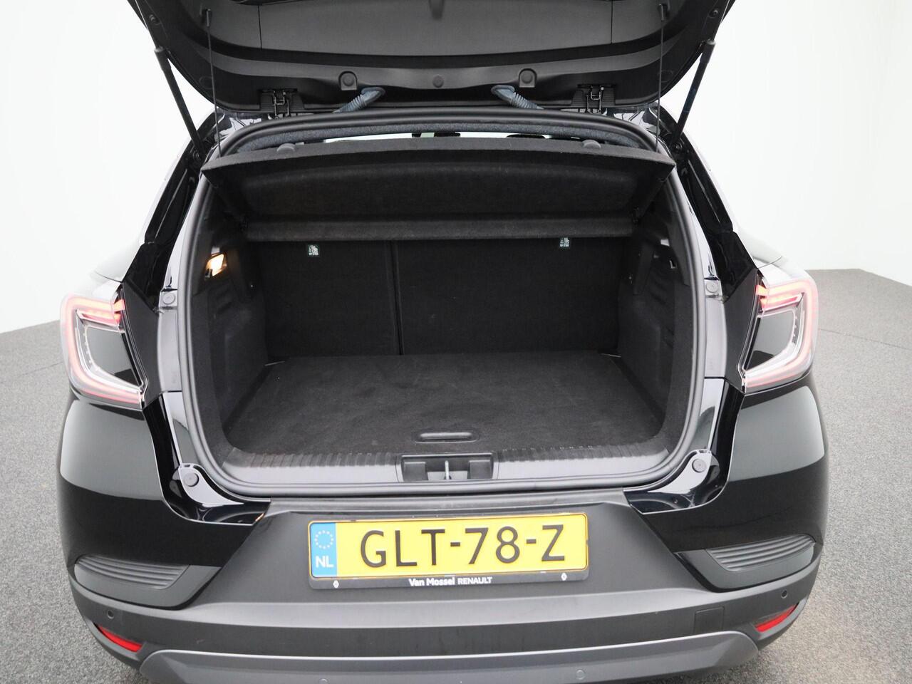 Renault CAPTUR E-Tech full hybrid 145 esprit Alpine | Apple Carplay & Android Auto | Navi | Stoelverwarming & Elektrisch verstelbare stoel l Parkeersensoren rondom met 360 camera | Climate Control | Cruise Control |