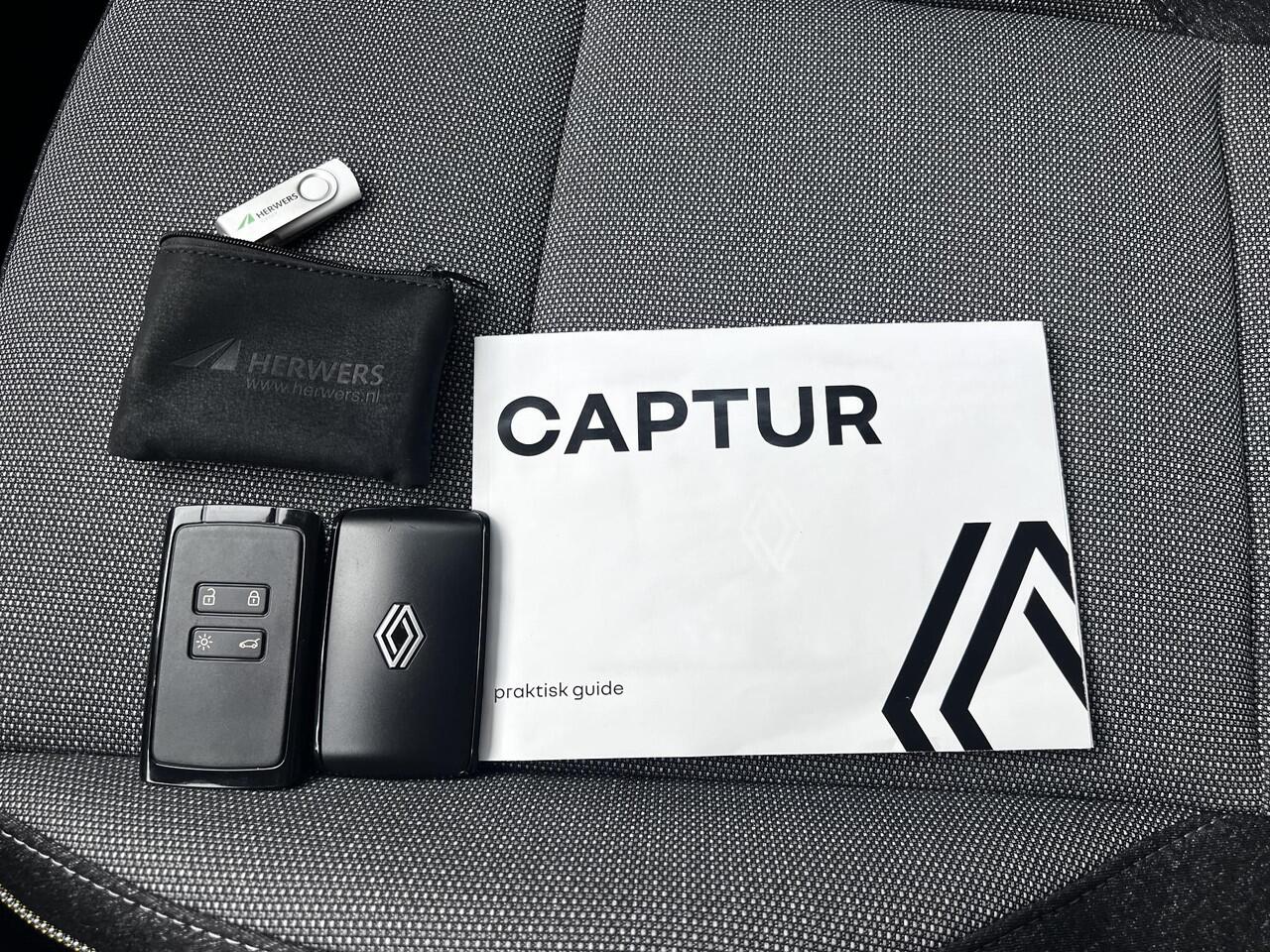 Renault CAPTUR 1.8 E-Tech full hybrid 160 Techno / Navigatie via Apple Carplay / Android Auto / Adaptieve Cruise Control / Achteruitrijcamera / Sensoren Achter /