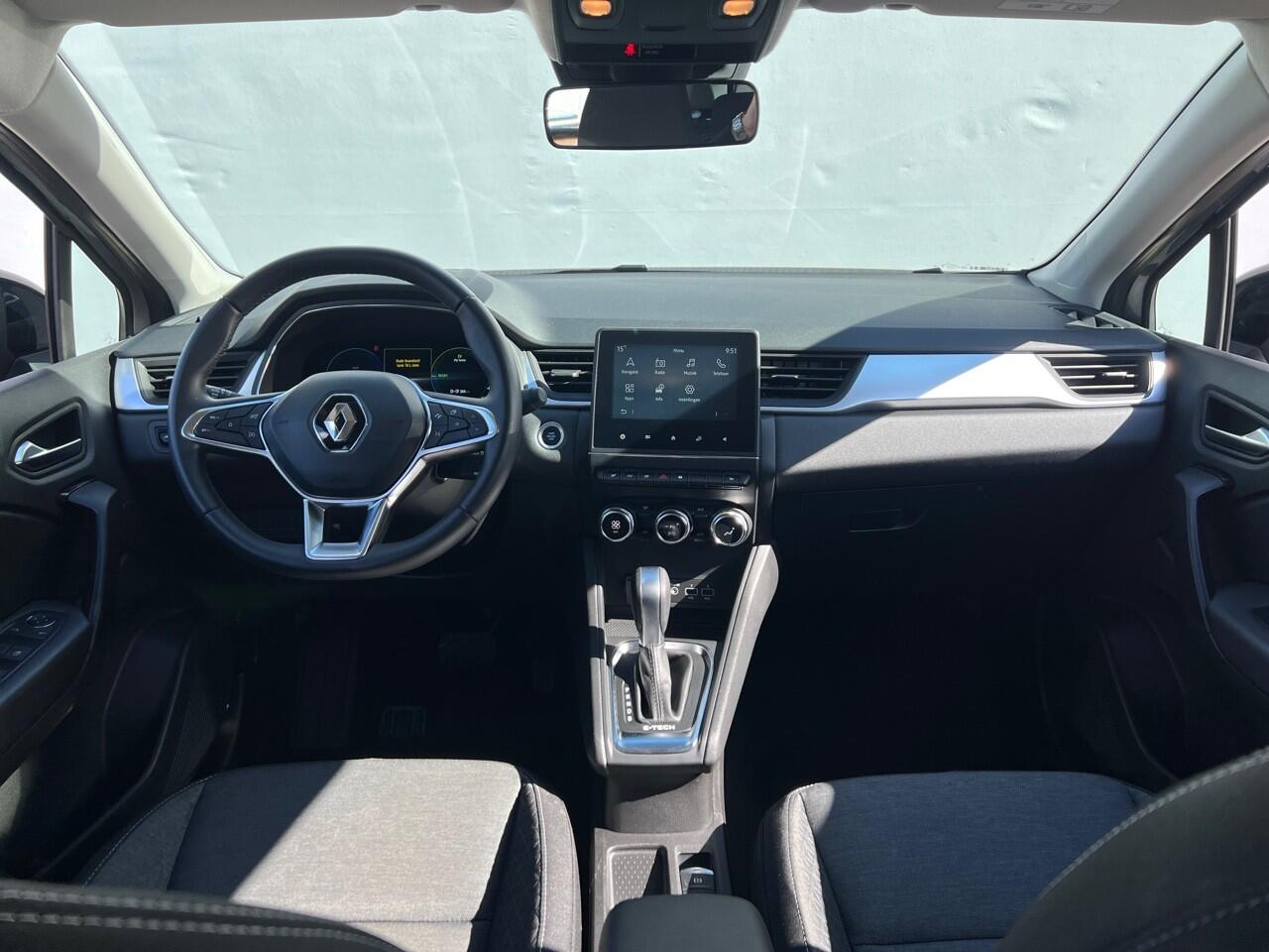Renault CAPTUR 1.6 E-Tech Plug-in Hybrid 160 Intens NAVI / STOELVERWARMING / FABRIEKSGARANTIE TOT 01.2028