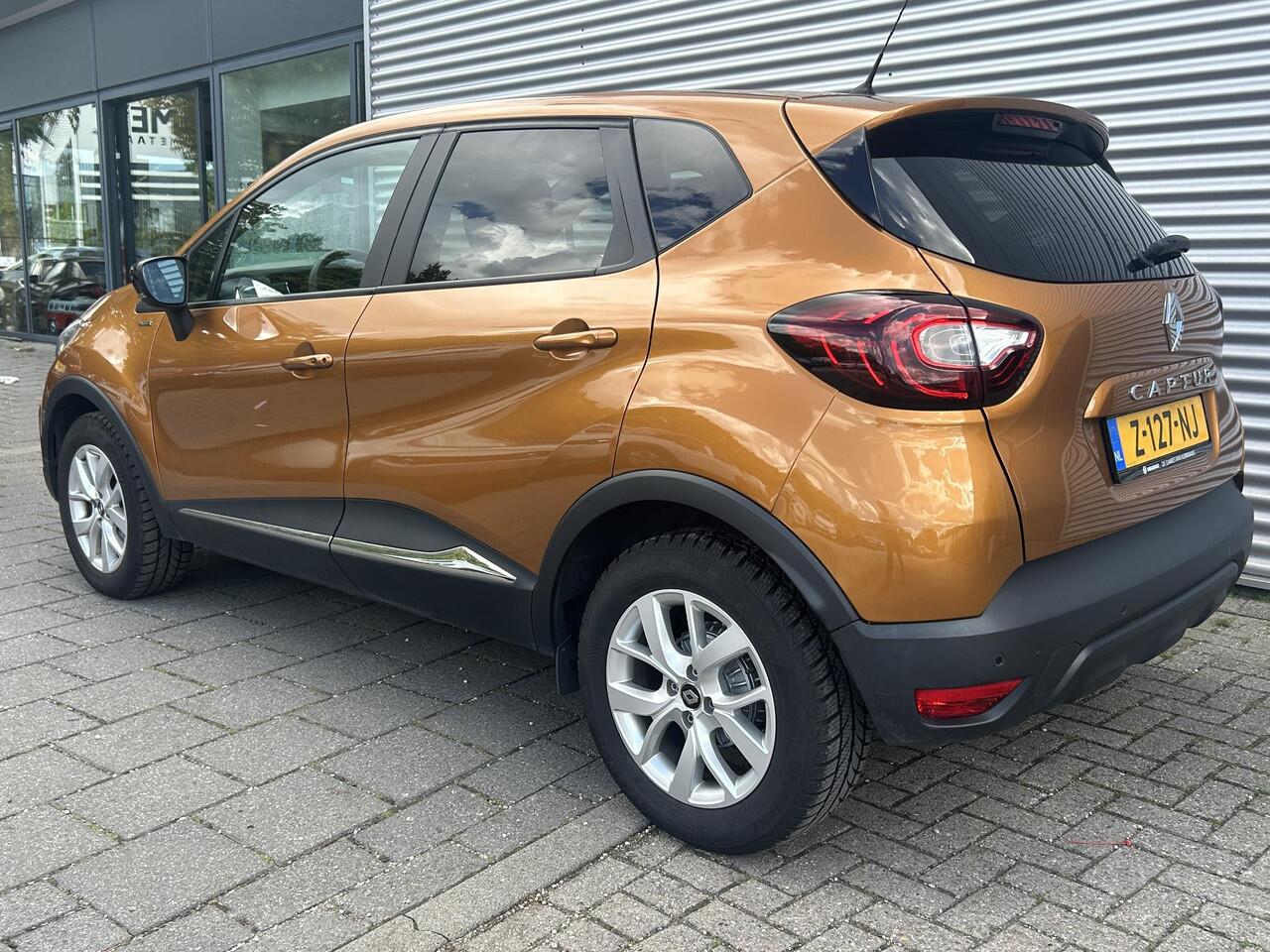 Renault CAPTUR 0.9 TCe Limited | Navi | PDC | Cruise Control |