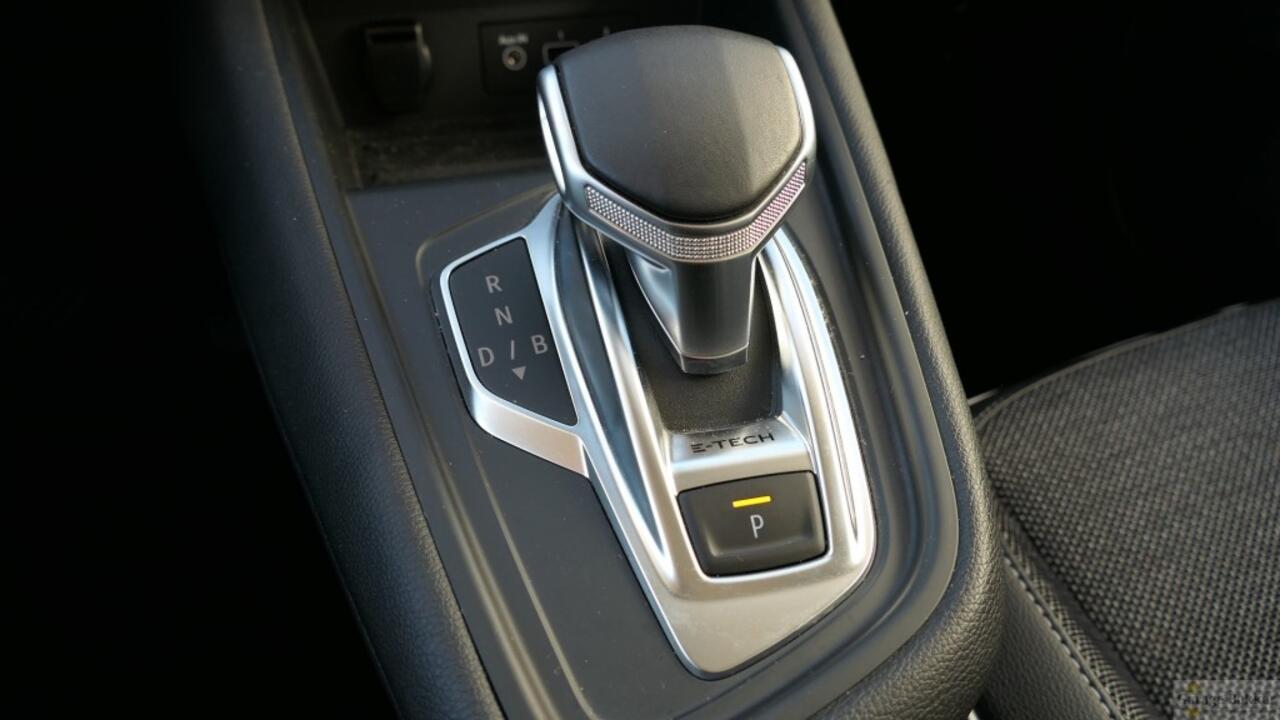 Renault CAPTUR 1.6 160 PHEV Plugin Hybrid Intens