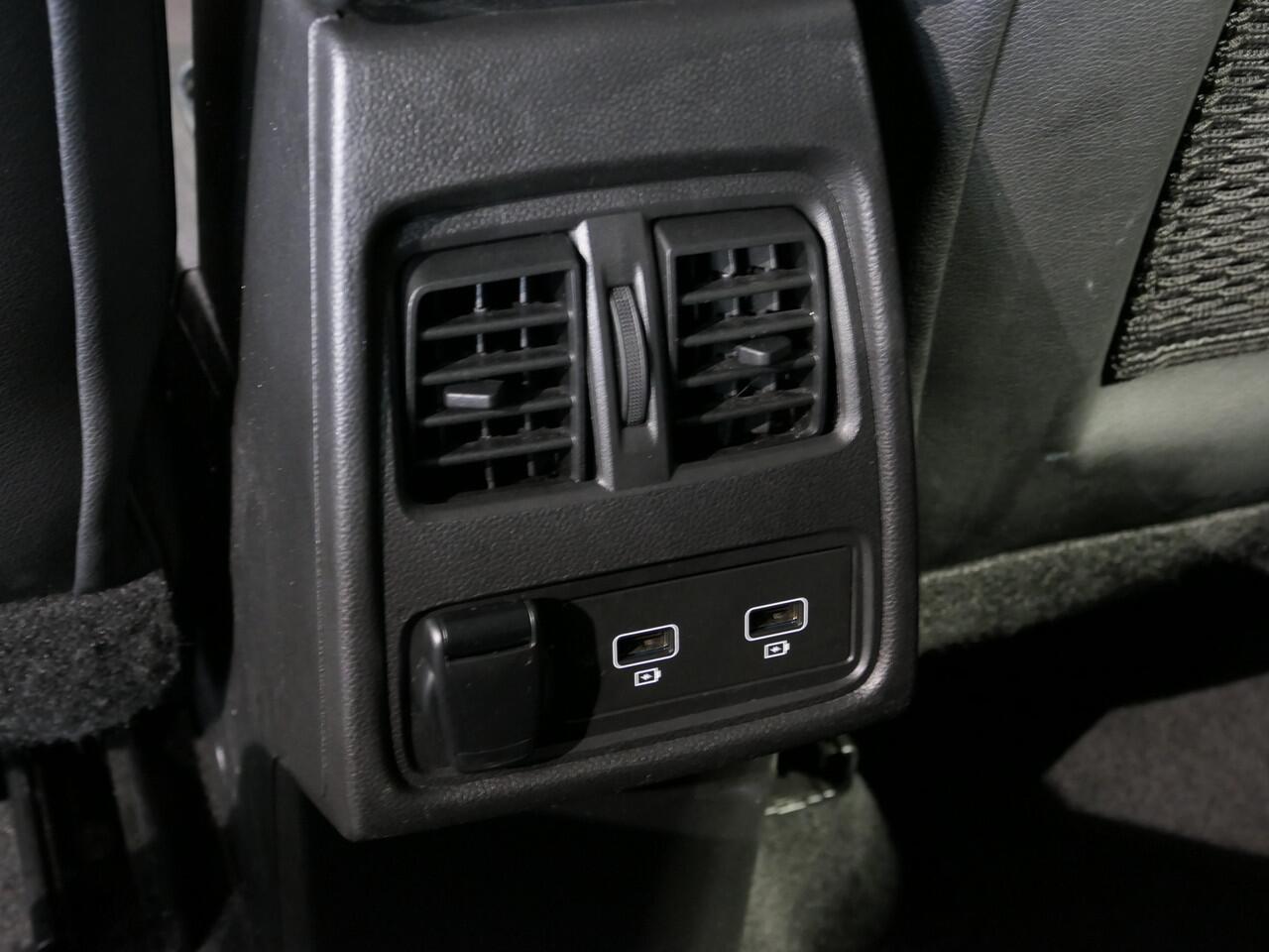 Renault CAPTUR 1.0 TCe 90 Intens - Occasion Lease vanaf ¤424 p/m - Navi - camera - sensor v+a