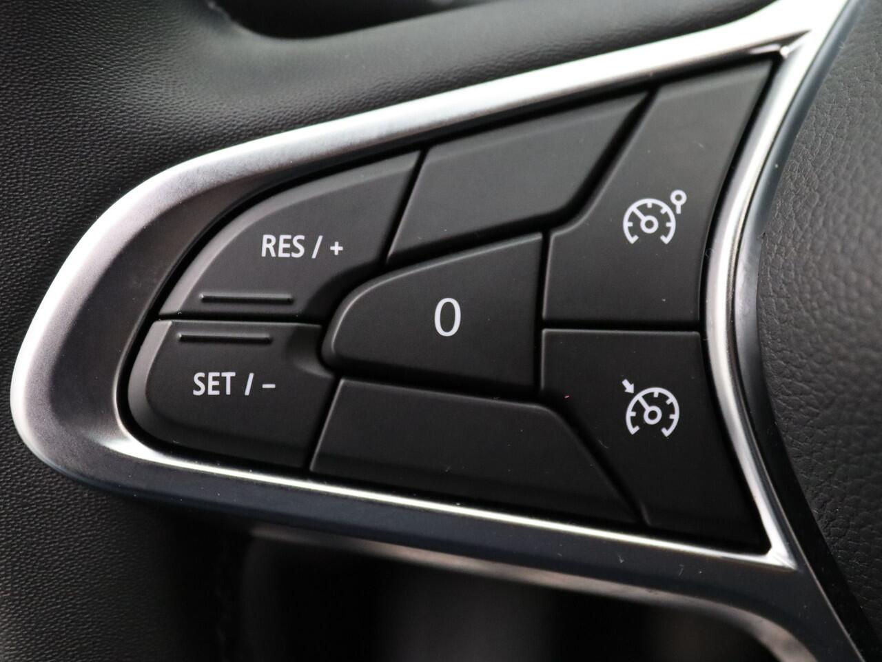 Renault CAPTUR 100pk TCe Intens Cruise | Climate | Carplay | Parkeersens. achter