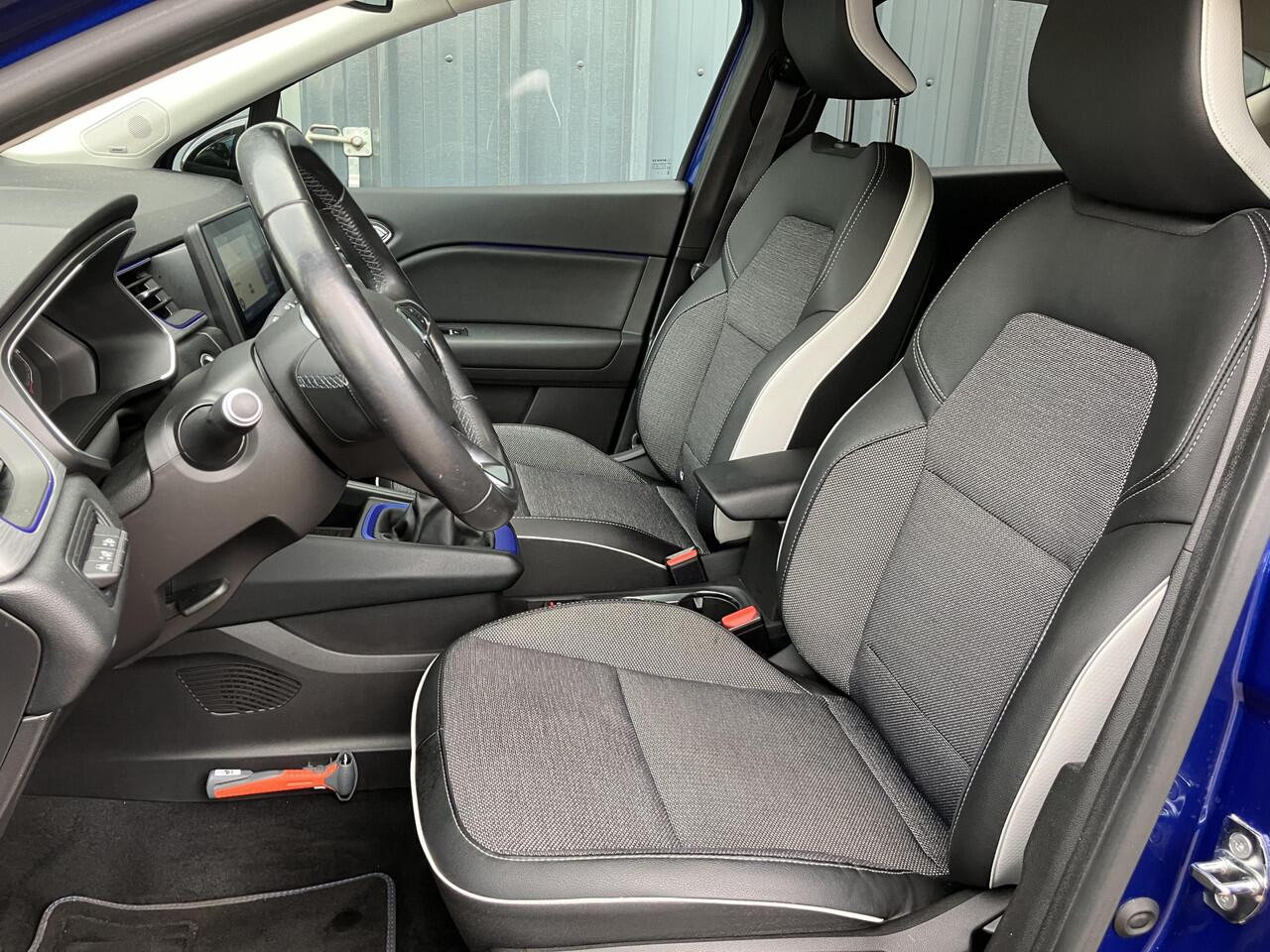 Renault CAPTUR 1.3 TCe 130 Intens * TREKHAAK *