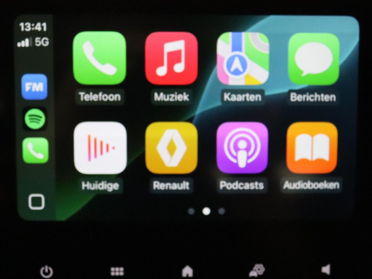 Renault CAPTUR E-Tech Hybrid 145pk Zen Automaat Cruise | Climate | Carplay | Parkeersens. v+a