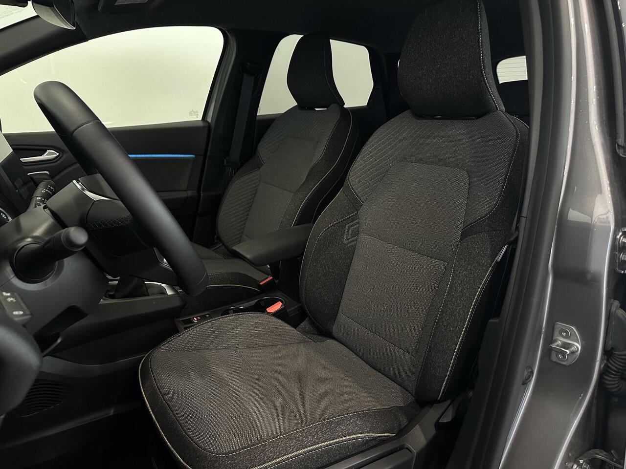 Renault CAPTUR 1.0 TCe 90 Techno | Navigatie 9,3" | Climate Control | Cruise Control | Lichtmetalen velgen 18" | Apple Carplay/Android Auto | Parkeersensoren voor, achter en achteruitrijcamera