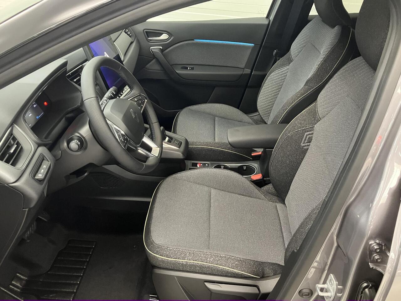 Renault CAPTUR 1.8 E-Tech full hybrid 160 Techno Automaat / Nieuwe Auto, Direct Leverbaar / Android Auto/Apple CarPlay / Climate Control / Camera / Adaptive Cruise Control / 18 Inch Wielen /