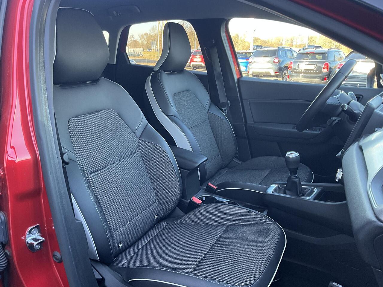 Renault CAPTUR 1.0 TCe 100 Intens