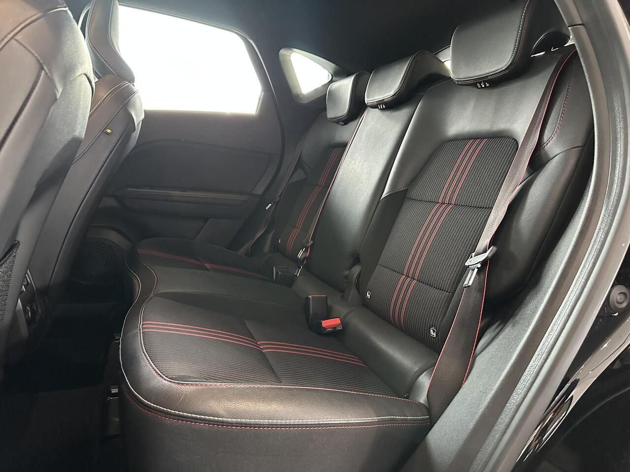 Renault CAPTUR 1.6 E-Tech Plug-in Hybrid 160 R.S. Line | 360° CAMERA | STOEL-/STUURVERWARMING | ADAPTIVE CRUISECONTROL | APPLE CARPLAY/ANDROID AUTO