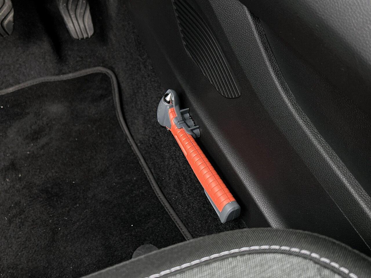 Renault CAPTUR 1.0 TCe 90Pk Evolution | Navigatie | Airco | Apple Carplay/Android Auto | Cruise Control | Bluetooth | Parkeersensoren | Keyless Entry & Start | All Season banden | Verschuifbare Achterbank |