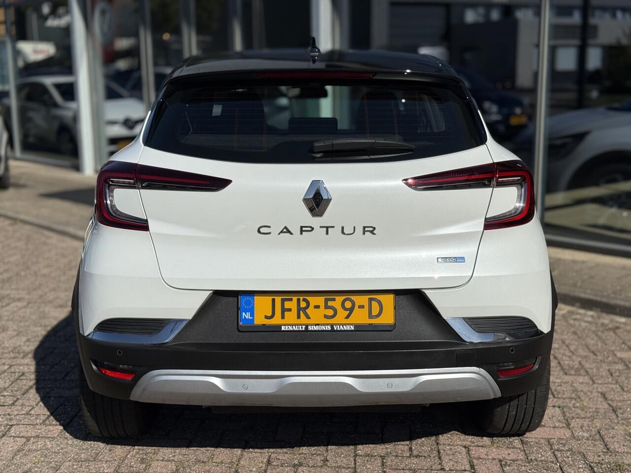 Renault CAPTUR 1.6 E-Tech Série Limitée Plugin-Hybrid Hybrid Plug-in - Navi groot scherm + cockpit view