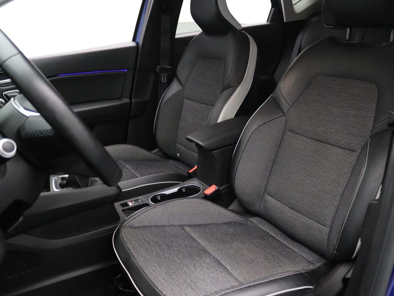 Renault CAPTUR 100pk TCe Intens Airco | Cruise | Parkeersens. achter | 17"