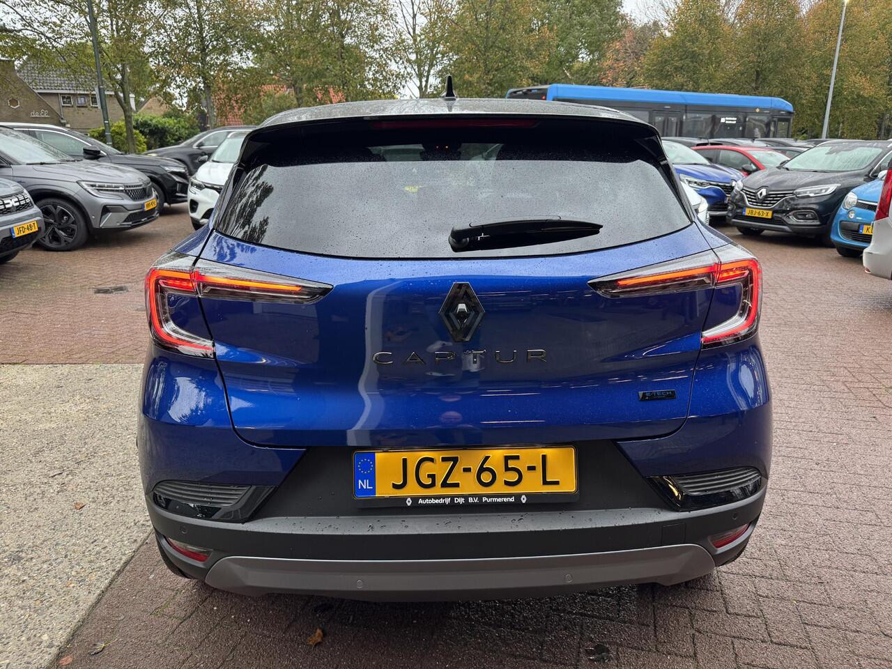 Renault CAPTUR 1.8 E-Tech 160 esprit Alpine+Pack Light&Sound!!