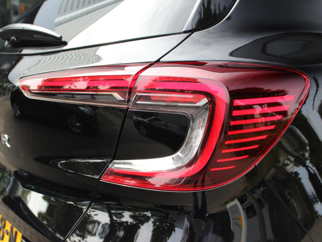 Renault CAPTUR 1.3 TCe 130 Intens AUTOMAAT / 54.000KM / PDC / NAVI / CRUISE / CLIMATE / LANE ASSIST / KEYLESS / APPLE CARPLAY / ANDROID AUTO / PRIVACY GLASS / DAB / 17'' LMV