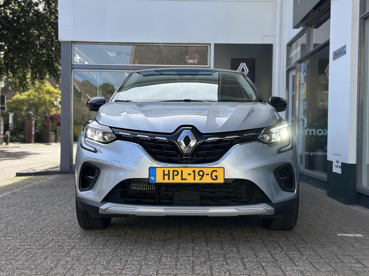 Renault CAPTUR 1.3 TCe 140 EDC Techno | Lage tellerstand | Camera en sensoren | Easylink navigatie systeem