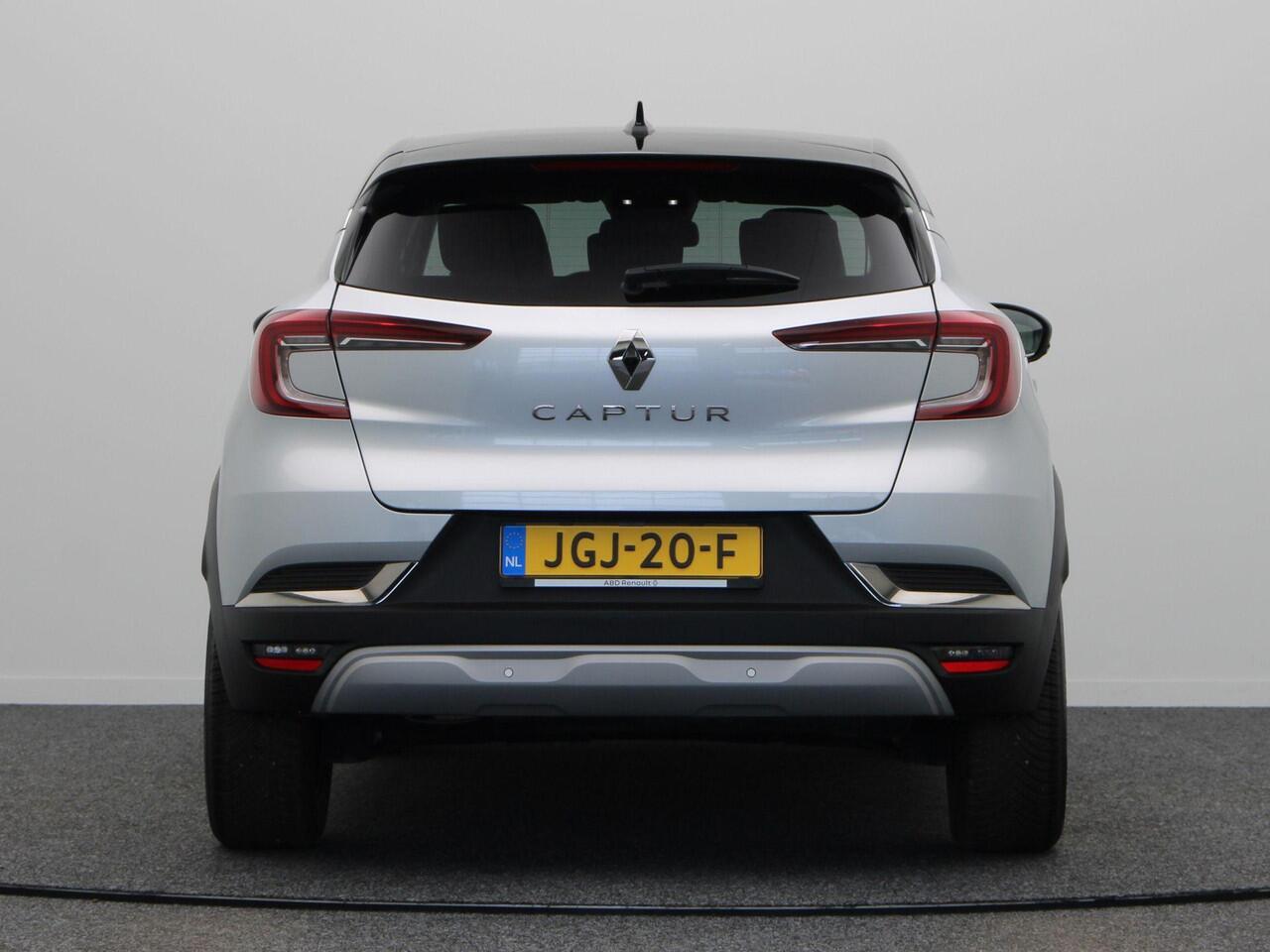 Renault CAPTUR TCe 90pk Techno | Achteruitrijcamera | Navigatie | Parkeersensoren voor/achter | Climate control |