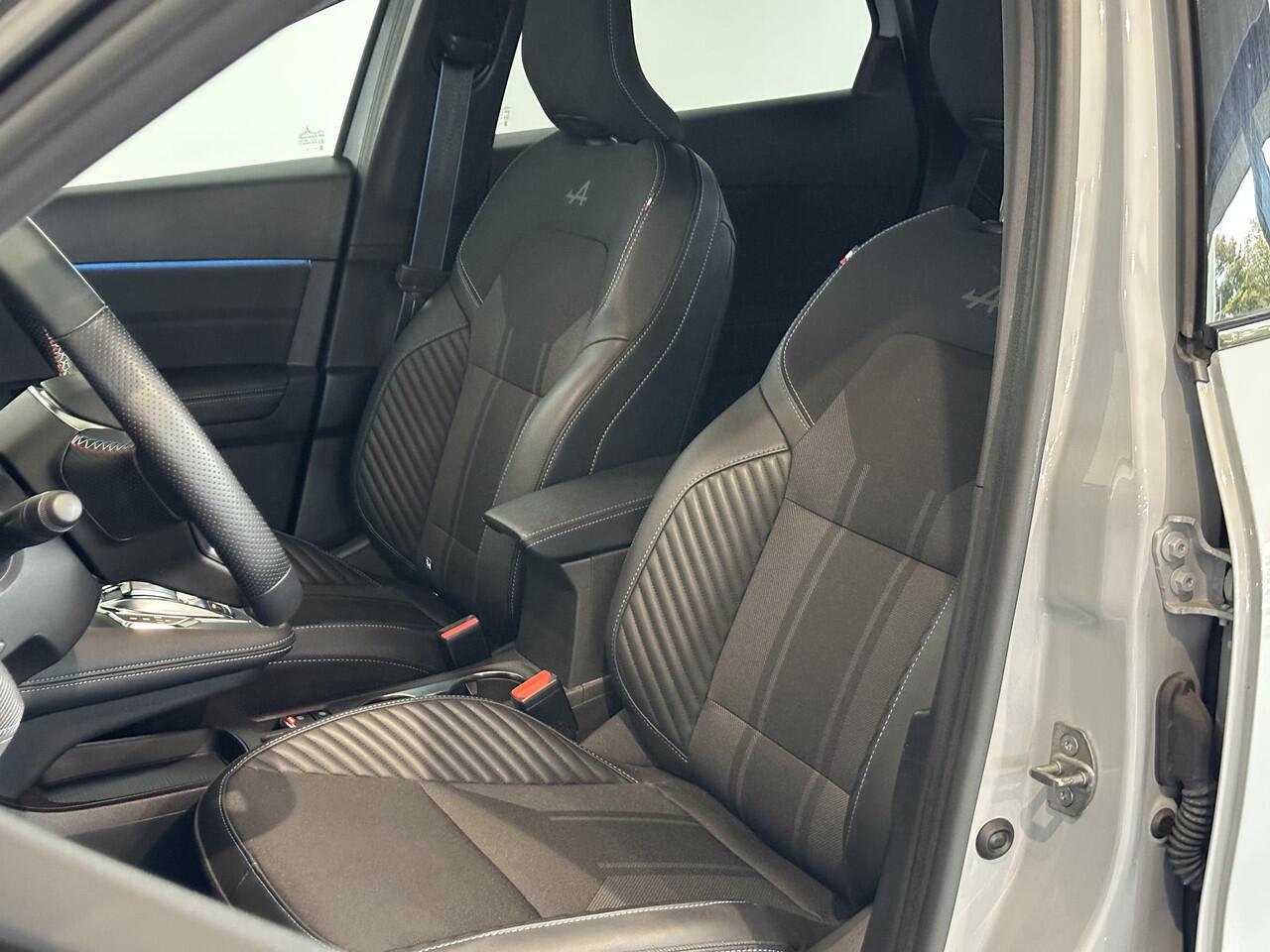 Renault CAPTUR 1.6 E-Tech full hybrid 145 esprit Alpine | 360° CAMERA | ADAPTIVE CRUISECONTROL | H&K AUDIOSYSTEEM | BLIS