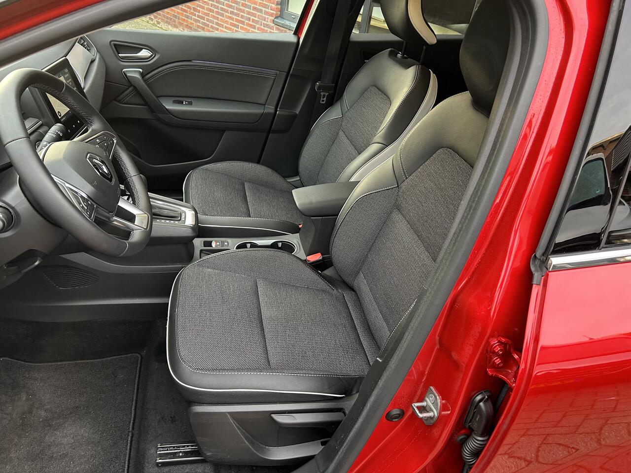 Renault CAPTUR 1.6 E-Tech Hybrid 145 techno