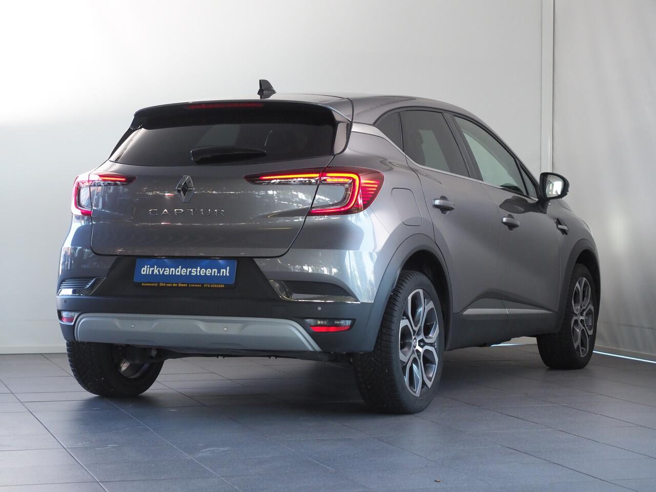 Renault CAPTUR 1.0 TCe 90 techno | Stuurwiel En Voorstoelen Verwarmd | Achteruitrijcamera | Actief Remmen | Apple CarPlay/ Android Auto | Parkeersensoren Voor- En Achter | Keyless Entry | Automatische Dimverlichting