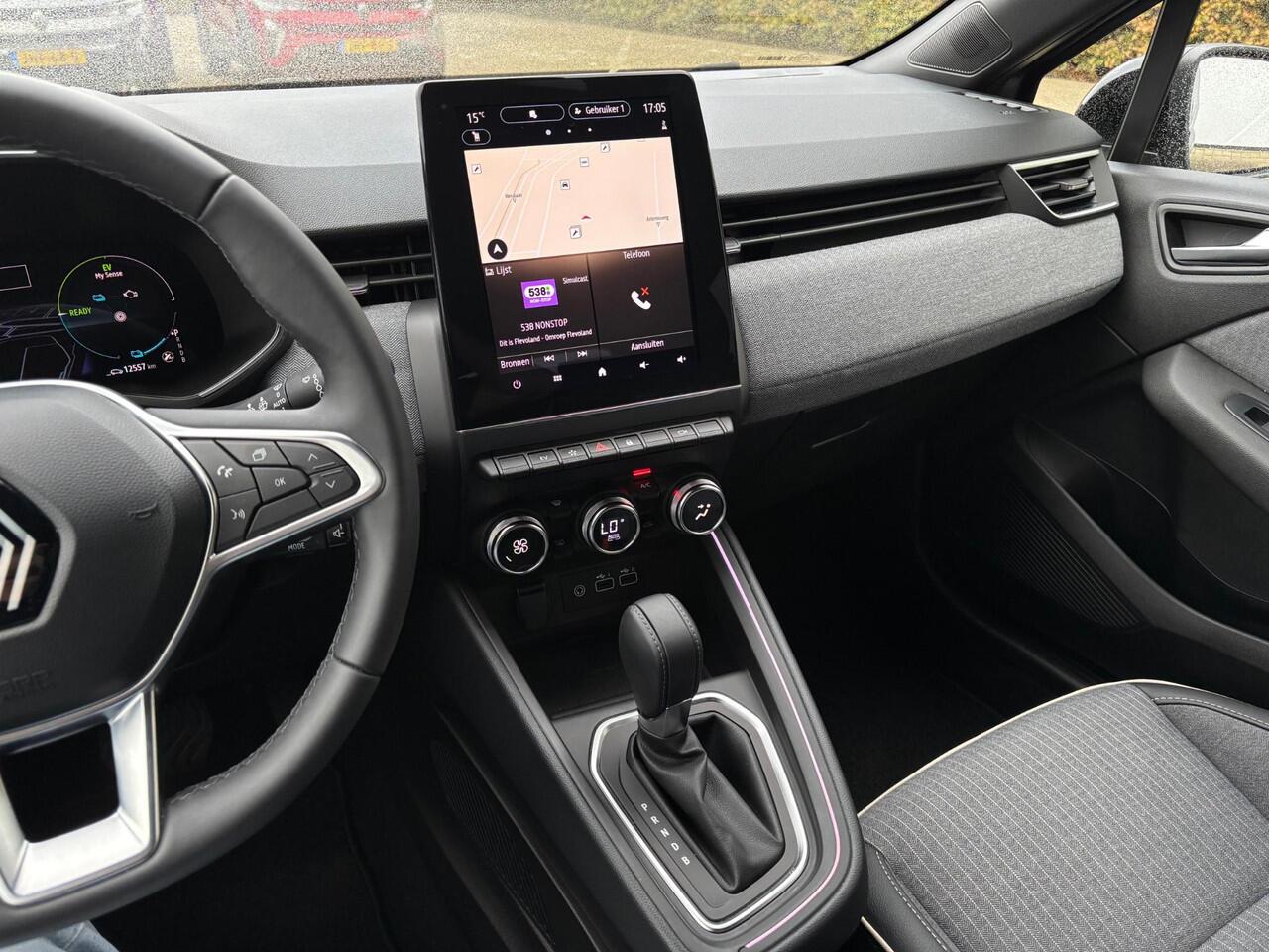 Renault CAPTUR 1.6 E-Tech full hybrid 145 techno | Navigatie | Camera | Cruise control | Stoel + Stuurverwarming