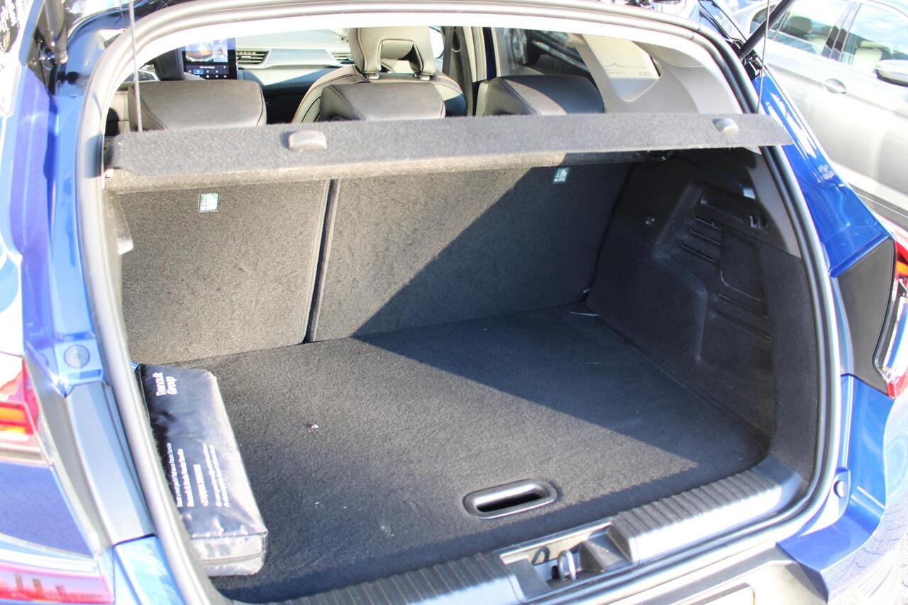 Renault CAPTUR 1.3 mild hybrid 160 iconic | Winter pakket | Panoramadak | Elektrische stoelbediening | BOSE audio