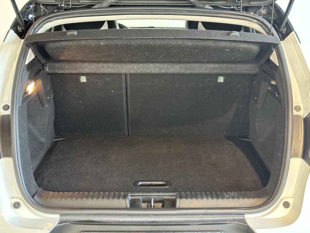 Renault CAPTUR 1.0 TCe 90 techno NAVIGATIE | ACHTERUIRIJCAMERA | PARKEERSENSOREN VOOR-/ACHTER | CLIMATE CONTROL