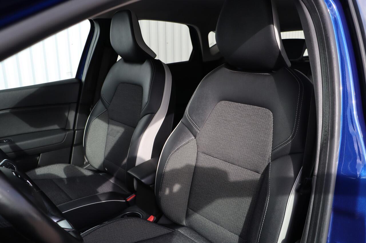 Renault CAPTUR 1.6 E-Tech Plug-in Hybrid 160 Intens PHEV | Stoel-/Stuurverwarming | Camera | Navigatie | Cruise Control | Climate Control