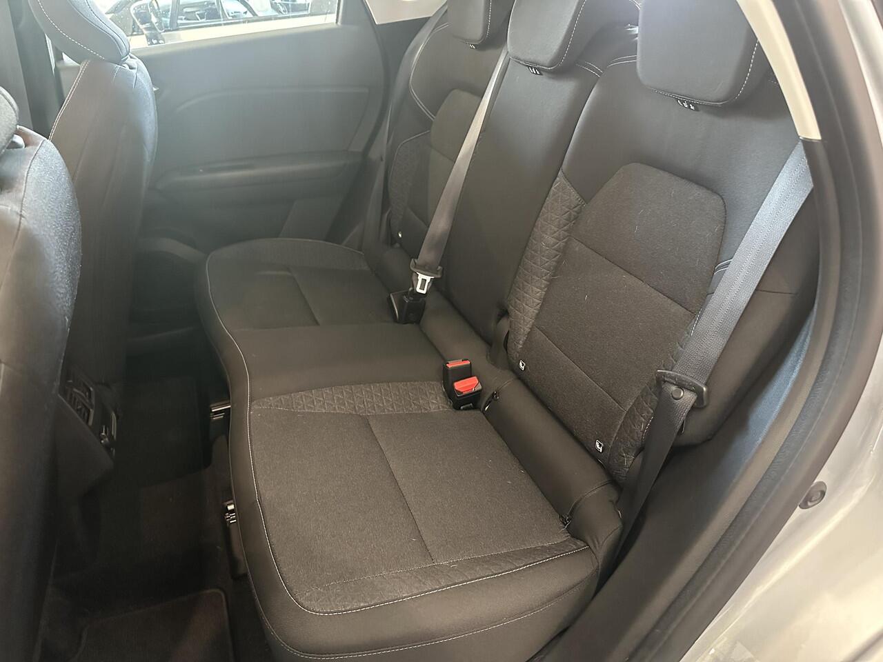 Renault CAPTUR 1.0 TCe 90 evolution NAVIGATIE | PARKEERSENSOREN ACHTER | APPLE CARPLAY/AUTO ANDROID