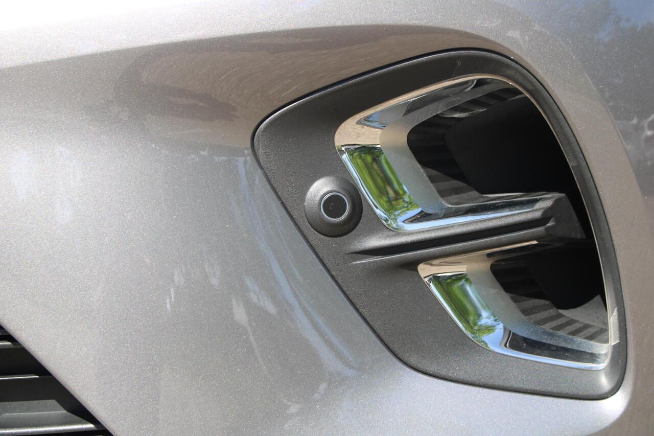 Renault CAPTUR 1.3 mild hybrid 160 techno | Automaat | Achteruitrijcamera | Stoelverwarming | Adaptive Cruise Control |