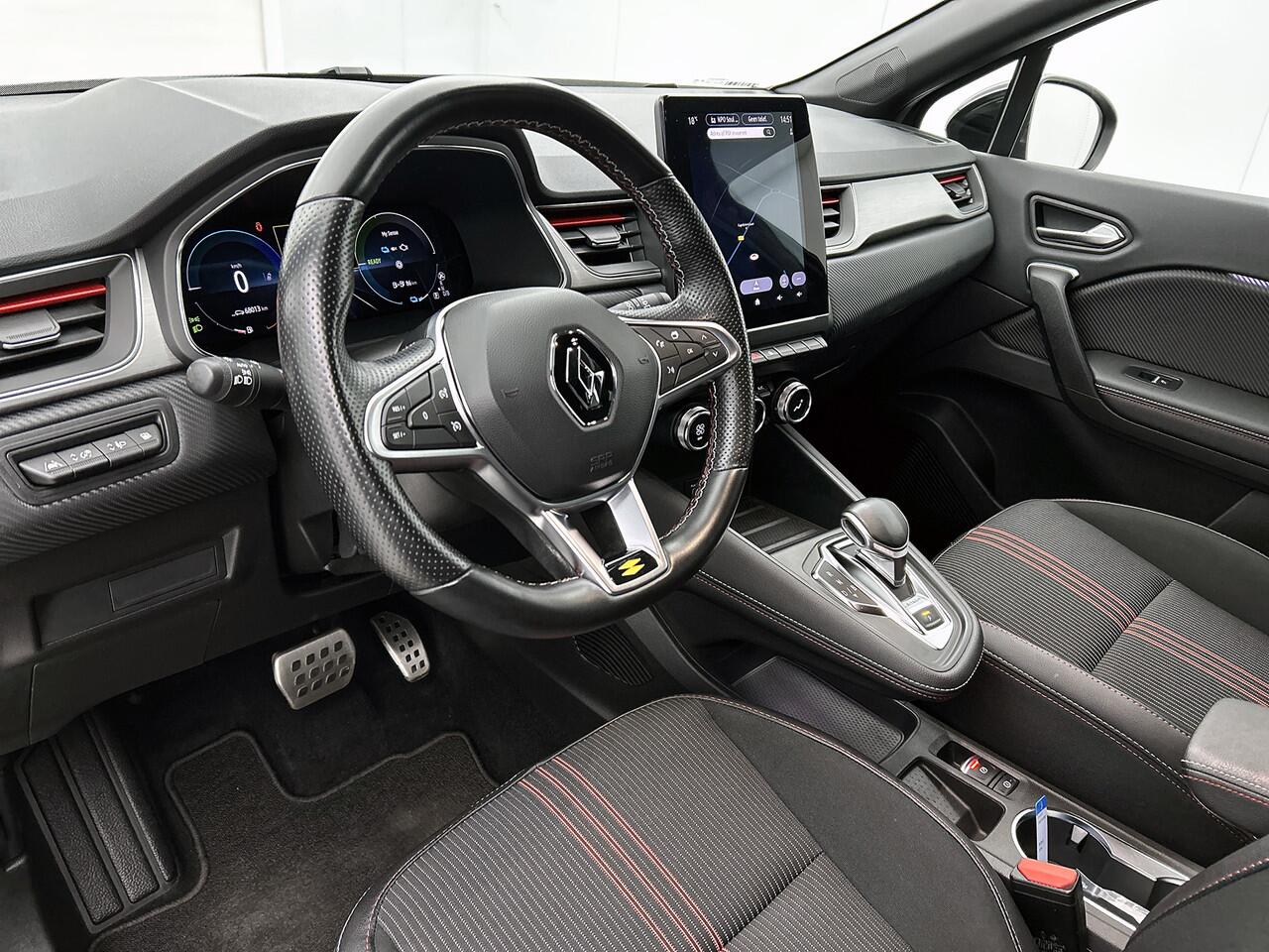 Renault CAPTUR E-Tech Plug-in Hybrid 160PK R.S. Line RS / CAMERA / Navi Groot