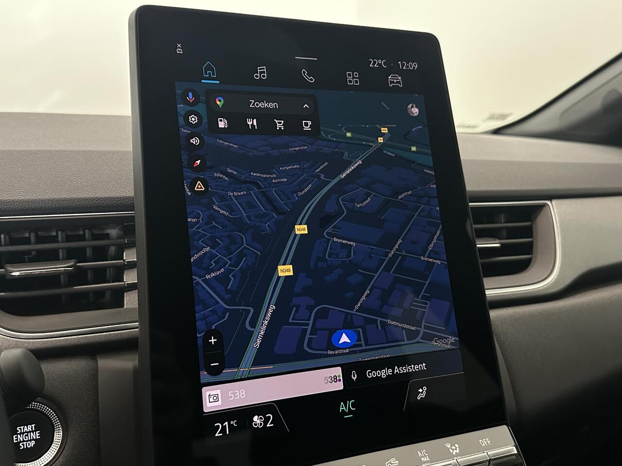 Renault CAPTUR 1.3 Mild Hybrid 160 Techno | Navigatie 9,3" | Climate Control | Cruise Control | Parkeersensoren voor, achter en achteruitrijcamera | Apple Carplay/Android Auto