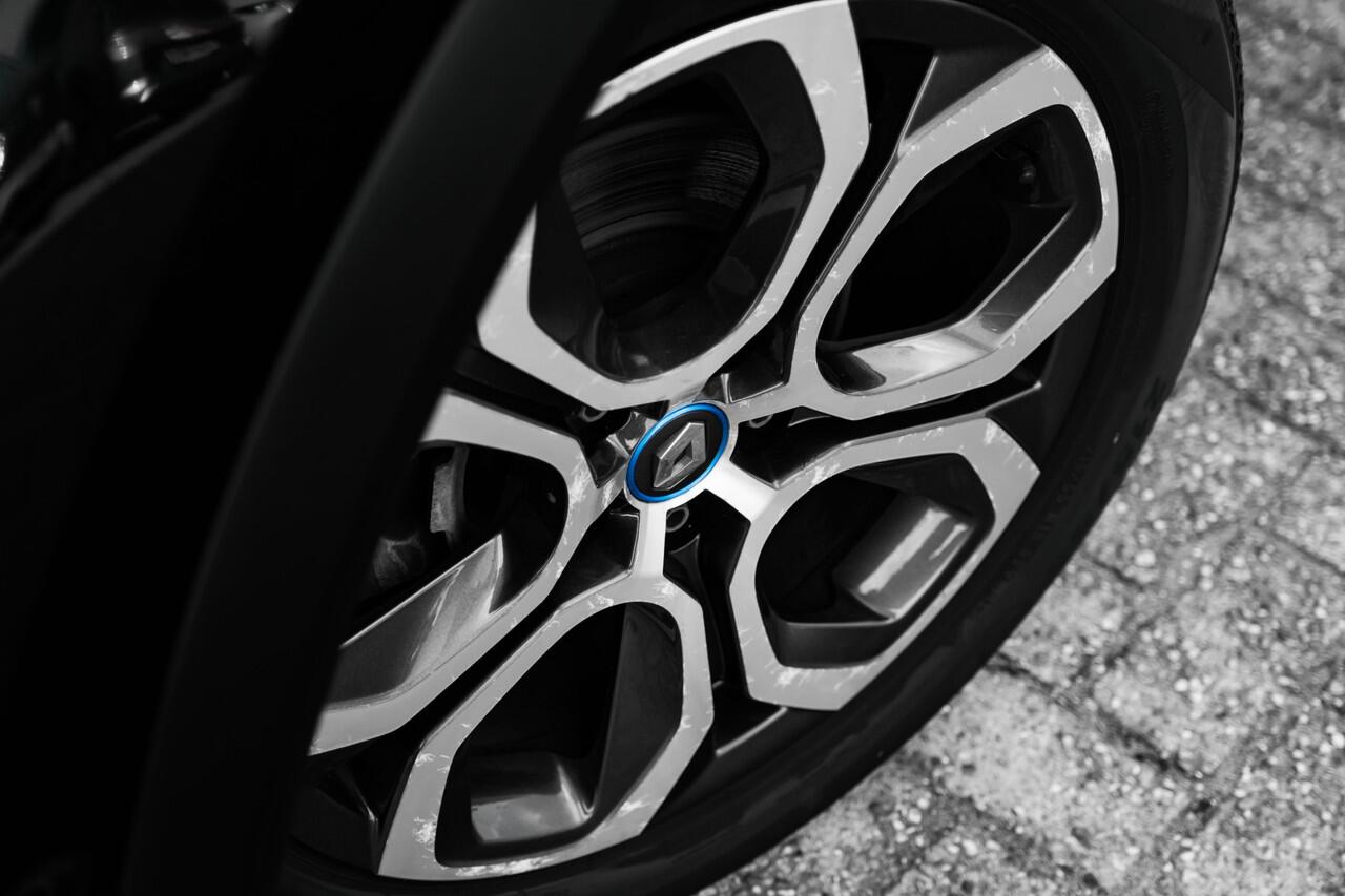 Renault CAPTUR 1.6 E-Tech Plug-in Hybrid 160 PK Edition One | Trekhaak | 360 camera | Groot scherm | 18'' velgen met 4 seizoensbanden | | incl. Bovag rijklaarpakket met 12 maanden garantie