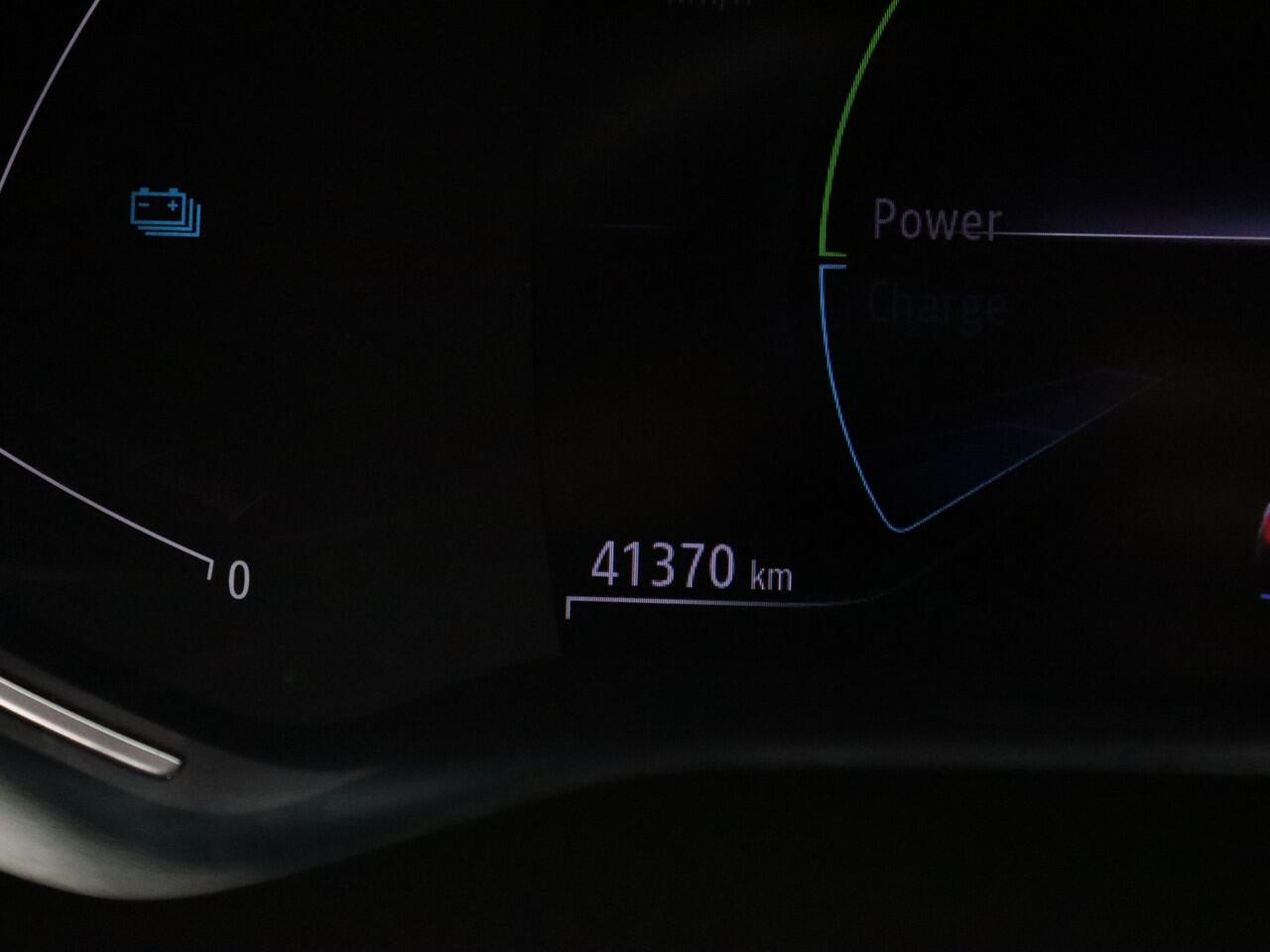 Renault CAPTUR 1.6 E-Tech full hybrid 145 techno Cruise | Climate | Carplay | Navi | Parkeersens. achter