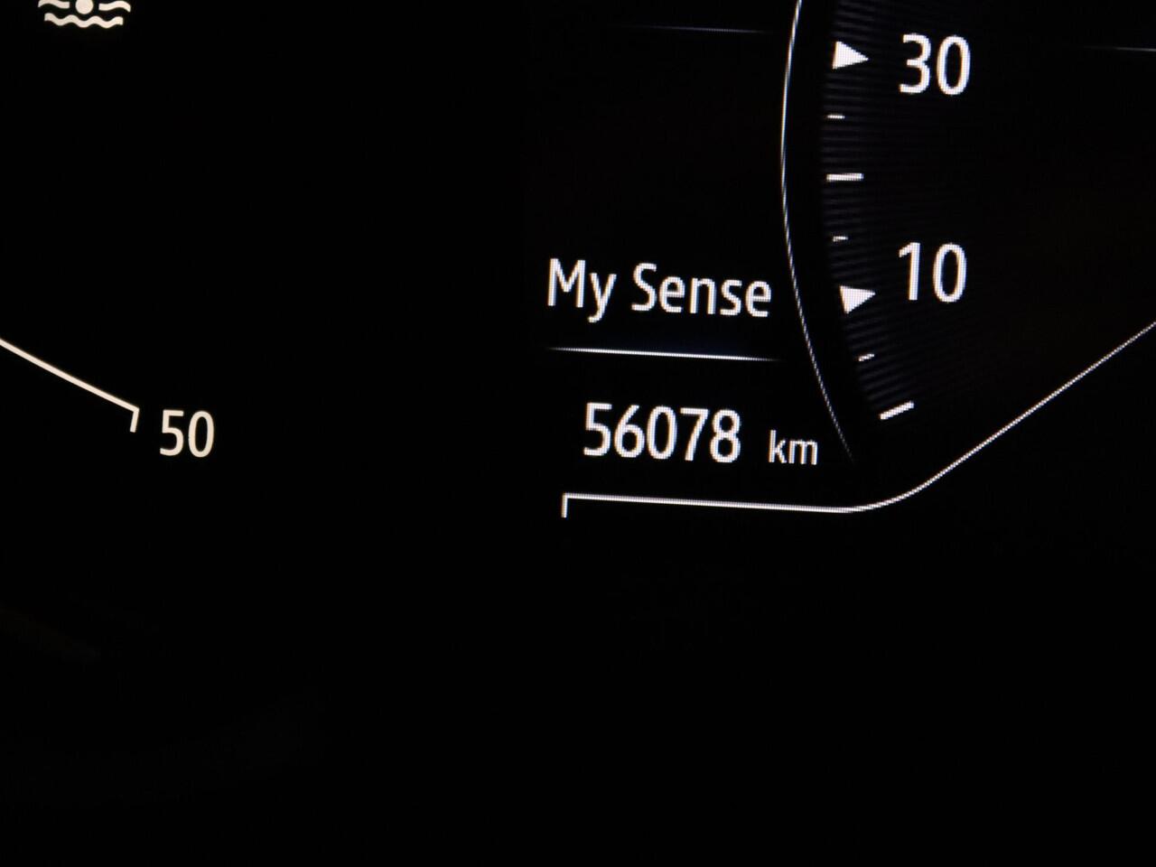 Renault CAPTUR 100pk TCe Intens BOSE | Camera | Cruise | Navi | Parkeersens. v+a