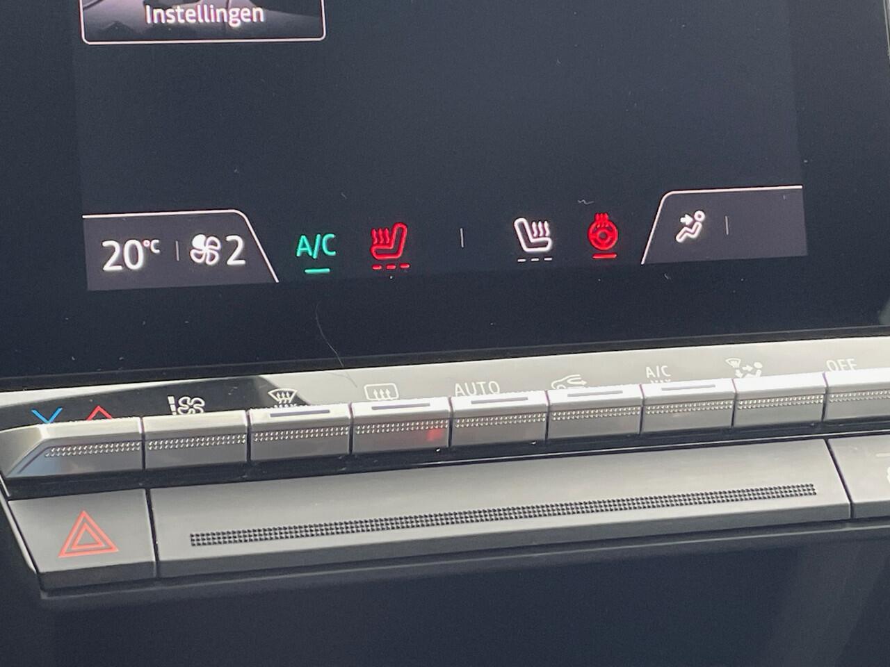 Renault CAPTUR 1.3 mild hybrid 160 techno Automaat Navigatie ( via Applecarplay/Android auto), LED, 18"Lm, Camera, Adaptive Cruise Control, Climate Control