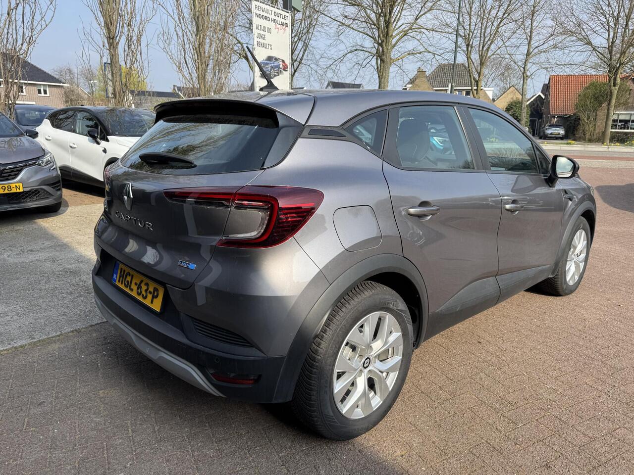Renault CAPTUR 1.6 E-Tech full hybrid 145 evolution