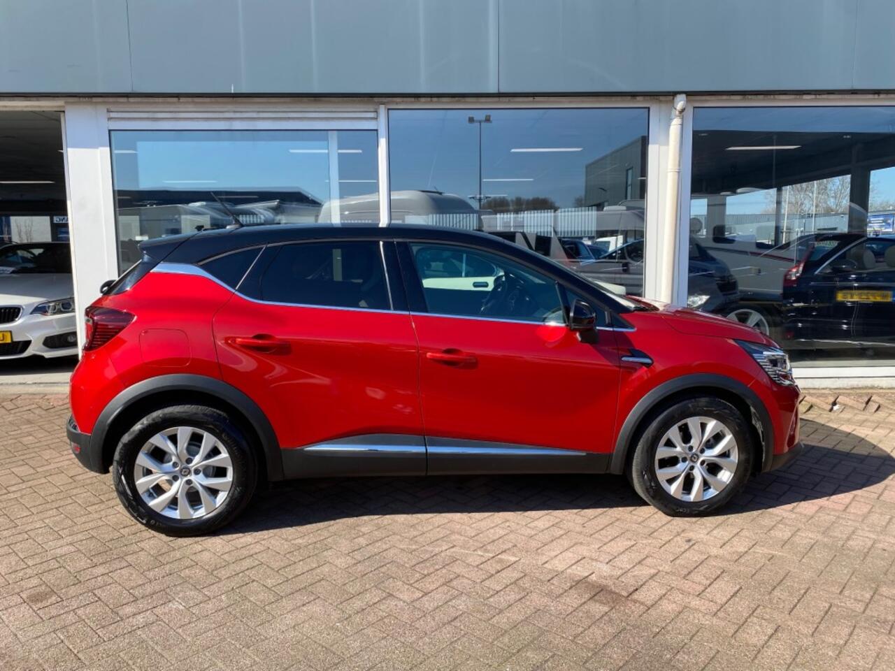 Renault CAPTUR 100PK Intens Clima Cruise PDC Android/Apple