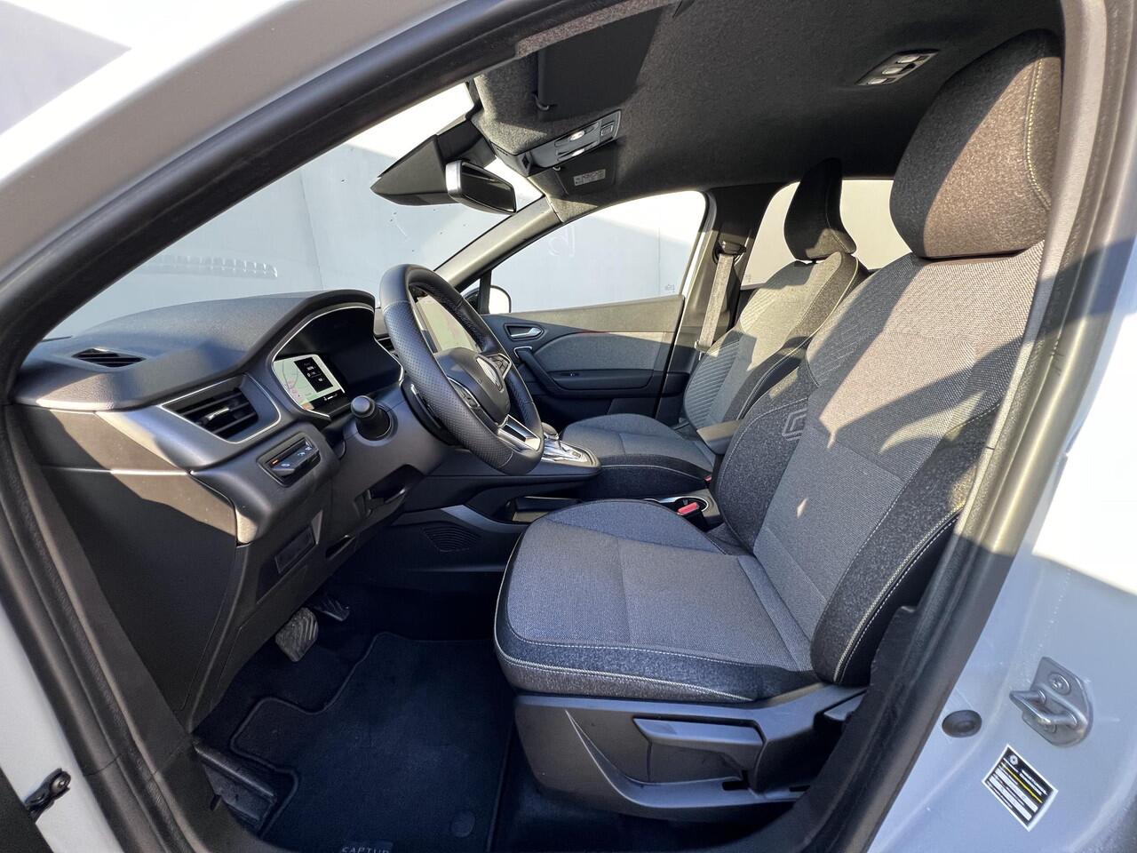 Renault CAPTUR Mild Hybrid 160 EDC Techno Automaat / Fabrieksgarantie tot 09-2026 / All Season Banden / Stoel & Stuurverwarming / Achteruitrijcamera / Apple Carplay & Android Auto / Navigatie /