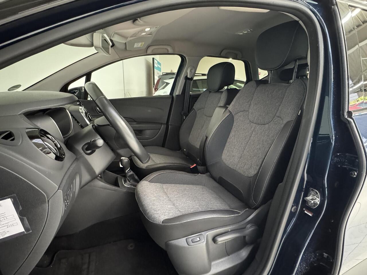 Renault CAPTUR 1.3 TCe Intens | Navigatie | Camera | Stoelverwarming |